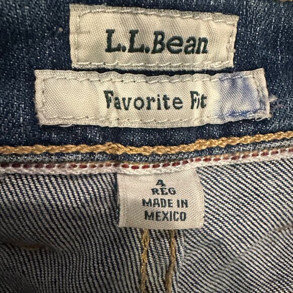 LL BEAN WOMENS FAVORITE FIT SIZE 4 JEANS - Picture 6 of 8